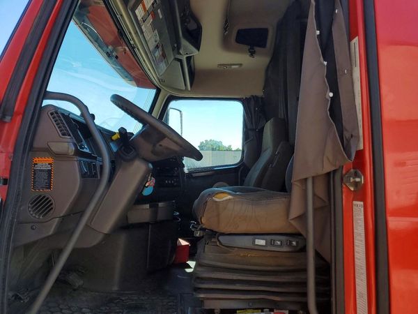 2016 VOLVO VNL (4)