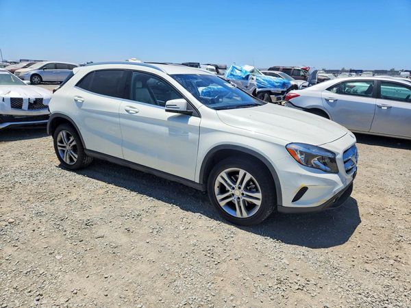 2017 MERCEDES-BENZ GLA
