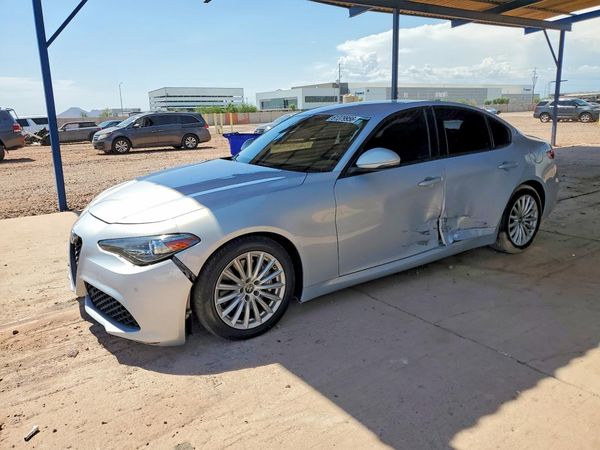 2022 ALFA ROMEO GIULIA RWD