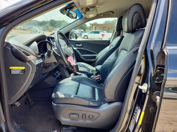 2018 HYUNDAI SANTA FE SE Premium pkg