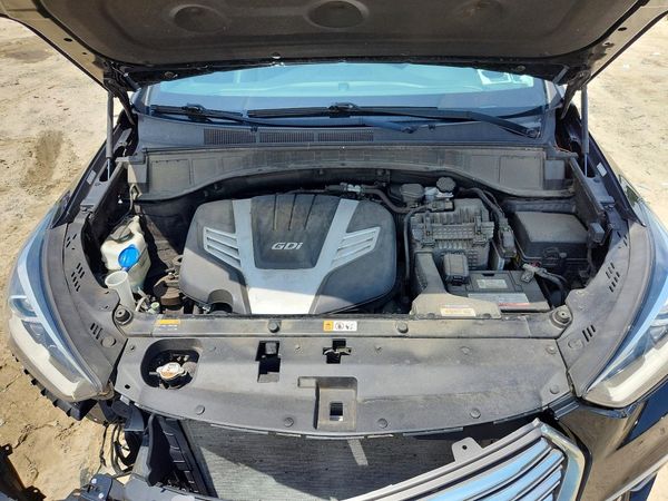 2018 HYUNDAI SANTA FE SE Premium pkg
