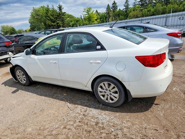 2013 KIA FORTE LX
