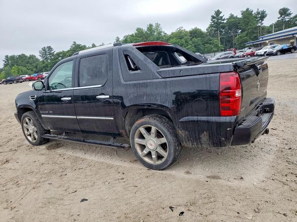 2013 CADILLAC ESCALADE