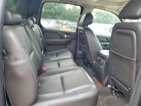 2013 CADILLAC ESCALADE