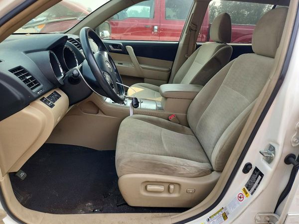 2013 TOYOTA HIGHLANDER Base/Hybrid