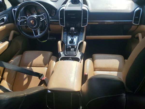 2018 PORSCHE CAYENNE S