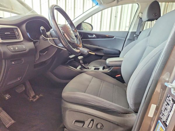 2019 KIA SORENTO L, LX, S