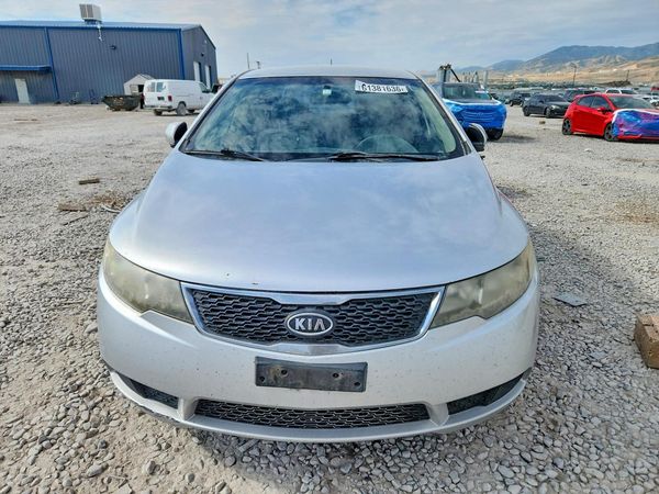 2013 KIA FORTE