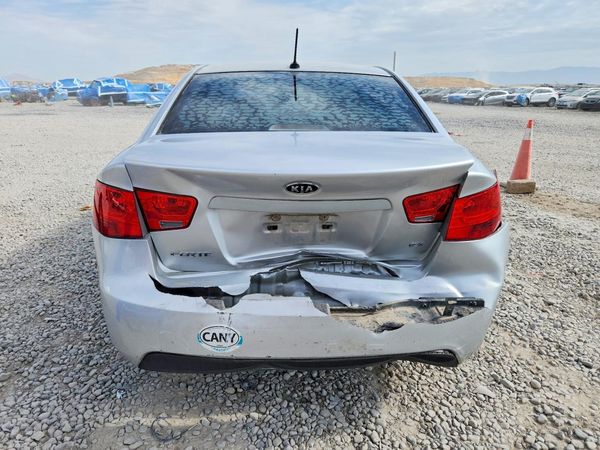 2013 KIA FORTE