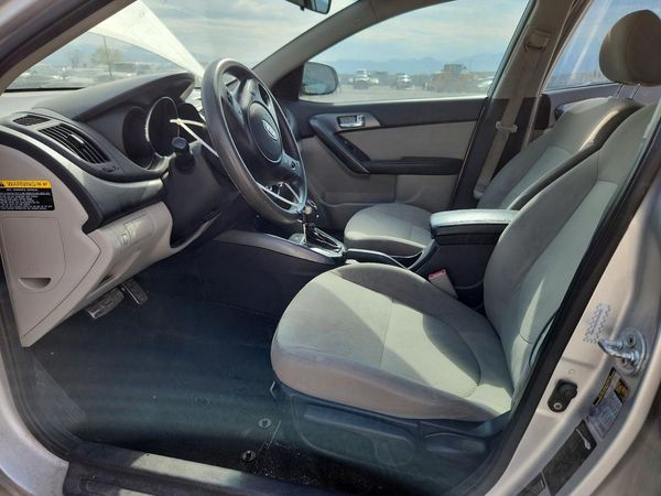 2013 KIA FORTE