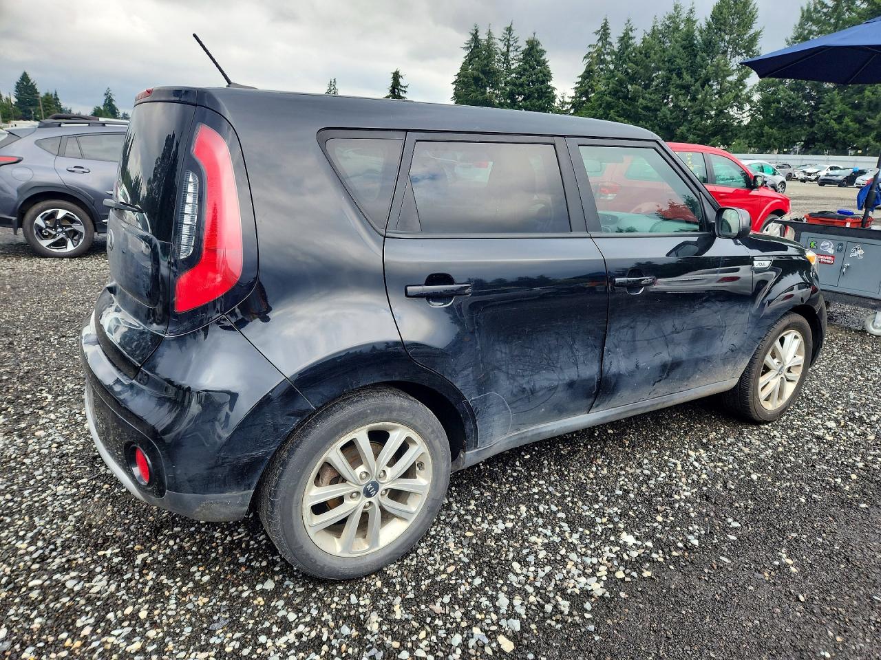2017 KIA SOUL Plus