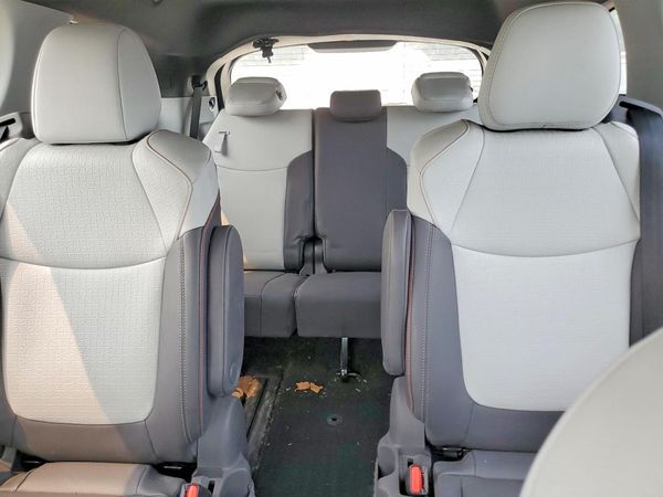 2021 TOYOTA SIENNA