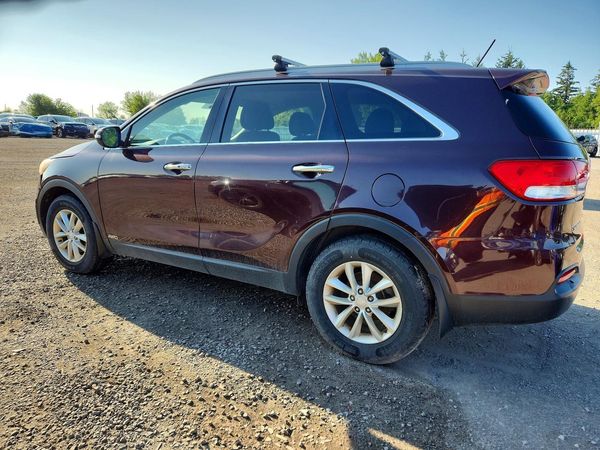 2016 KIA SORENTO L / LX