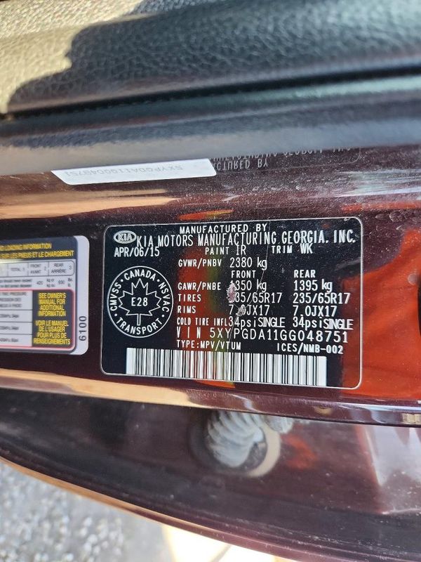 2016 KIA SORENTO L / LX