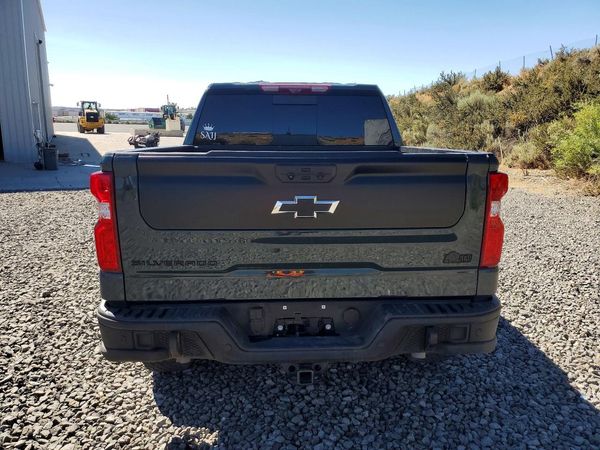 2025 CHEVROLET SILVERADO ZR2