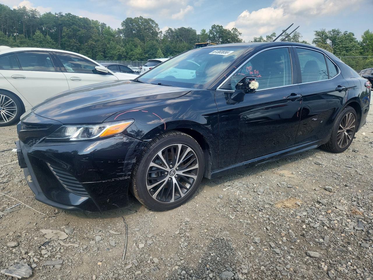 2019 TOYOTA CAMRY