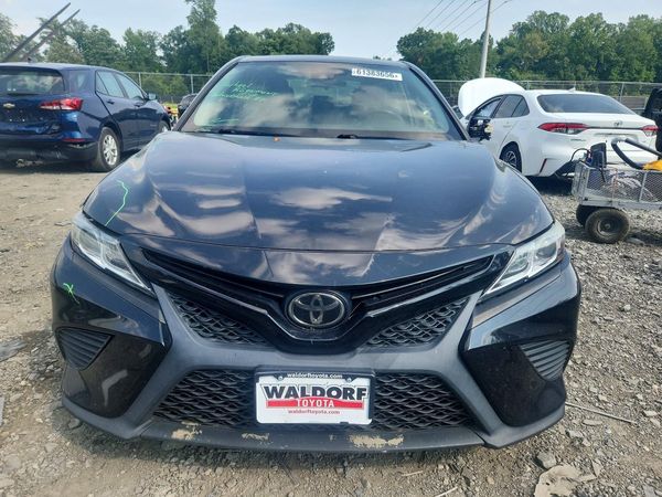 2019 TOYOTA CAMRY
