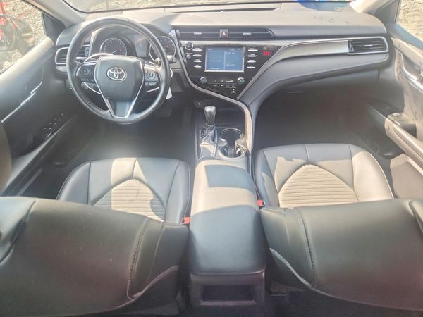 2019 TOYOTA CAMRY