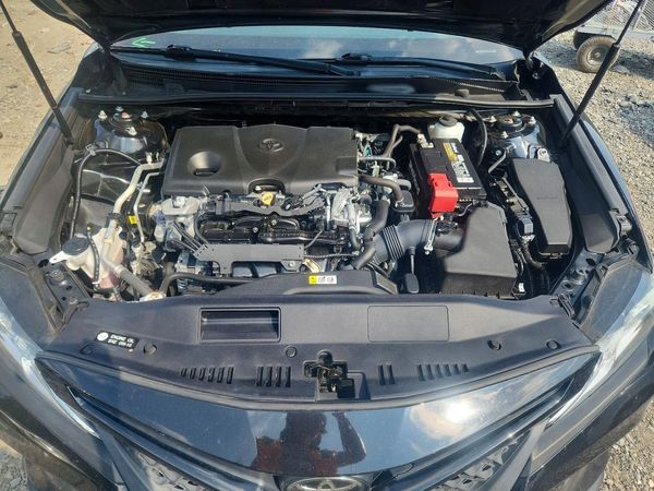 2019 TOYOTA CAMRY
