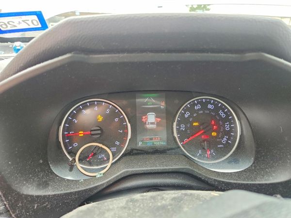 2021 TOYOTA RAV4 LE