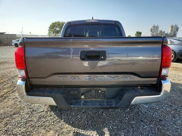 2018 TOYOTA TACOMA SR/SR5