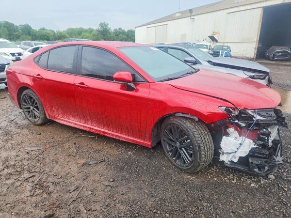 2026 TOYOTA CAMRY