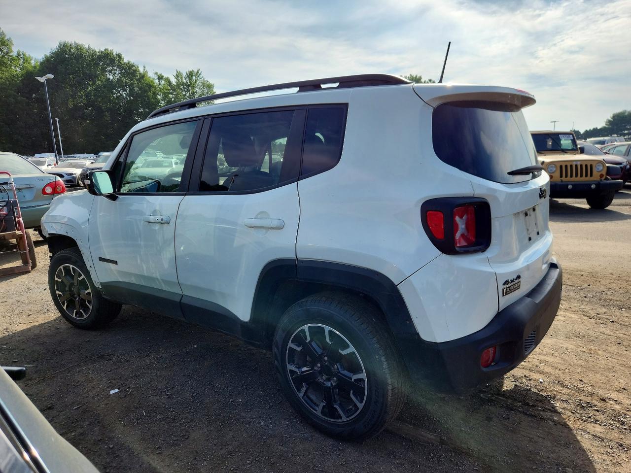 2023 JEEP RENEGADE LATITUDE 4X4