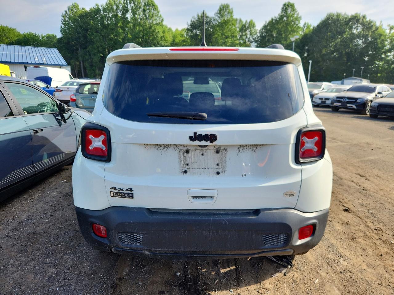 2023 JEEP RENEGADE LATITUDE 4X4