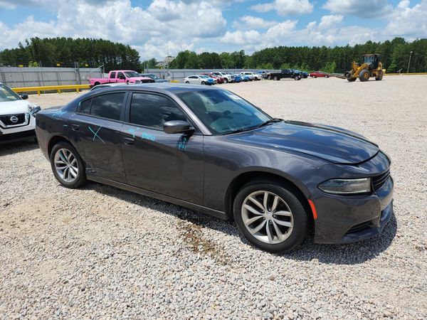 2016 DODGE CHARGER SXT