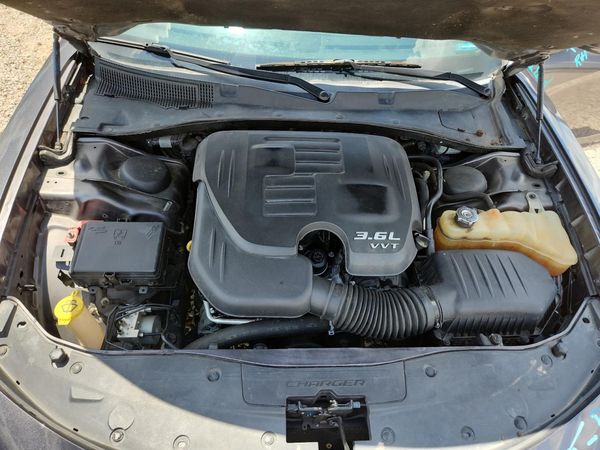 2016 DODGE CHARGER SXT