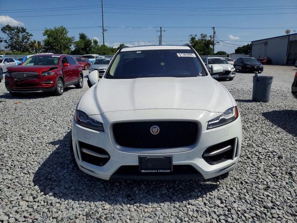 2018 JAGUAR F-PACE