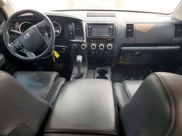 2019 TOYOTA SEQUOIA SR5 grade