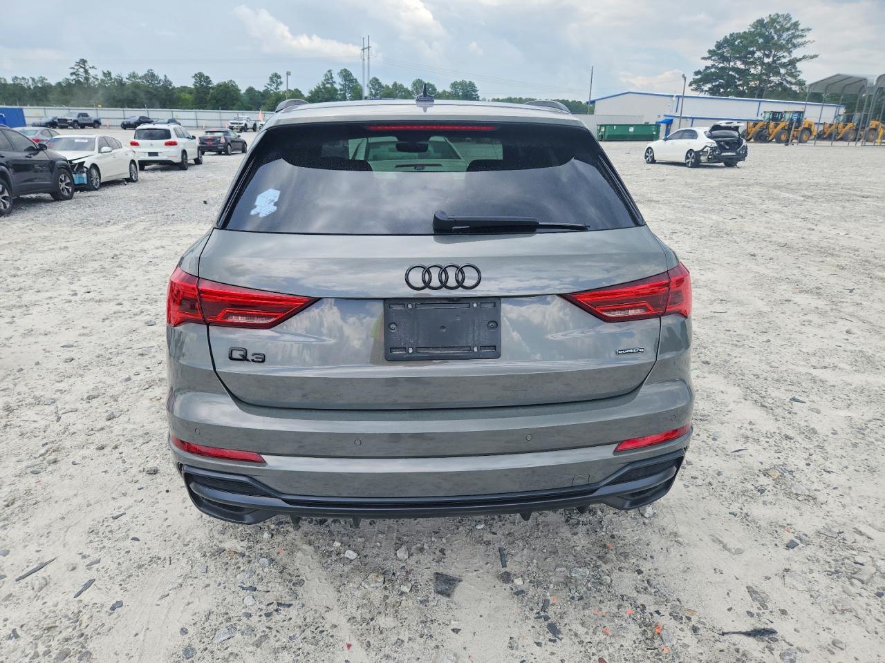2022 AUDI Q3