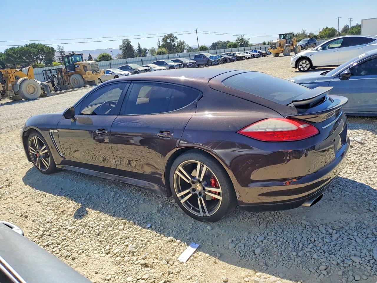 2013 PORSCHE PANAMERA Base (2WD), 4 (4WD)