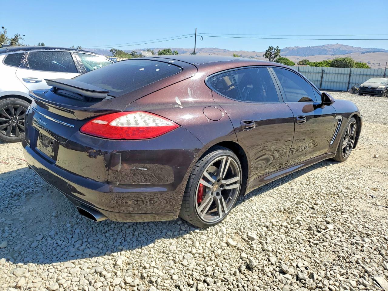 2013 PORSCHE PANAMERA Base (2WD), 4 (4WD)