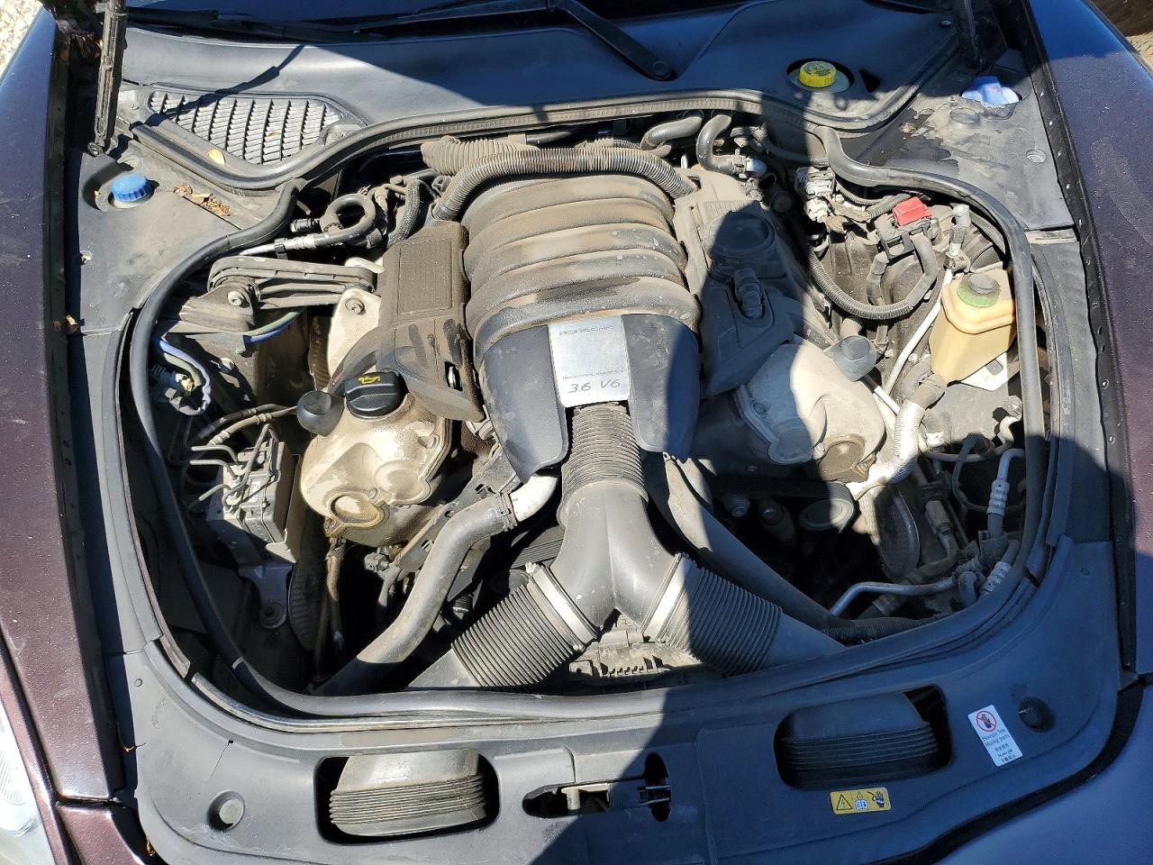 2013 PORSCHE PANAMERA Base (2WD), 4 (4WD)