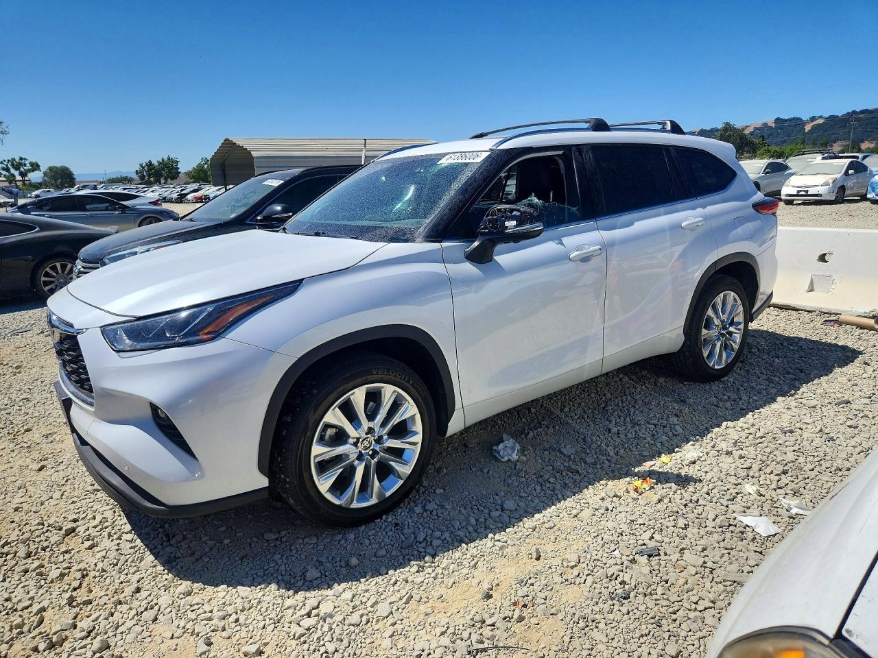 2023 TOYOTA HIGHLANDER