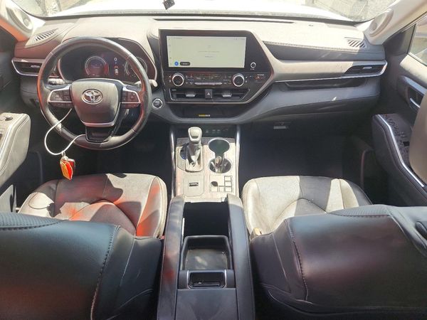 2023 TOYOTA HIGHLANDER