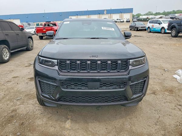 2026 JEEP GRAND CHEROKEE L LAREDO 4X4