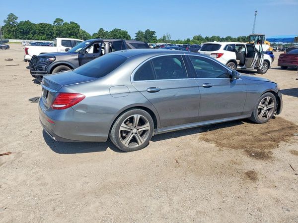 2017 MERCEDES-BENZ E E300
