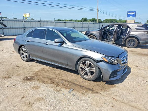 2017 MERCEDES-BENZ E E300