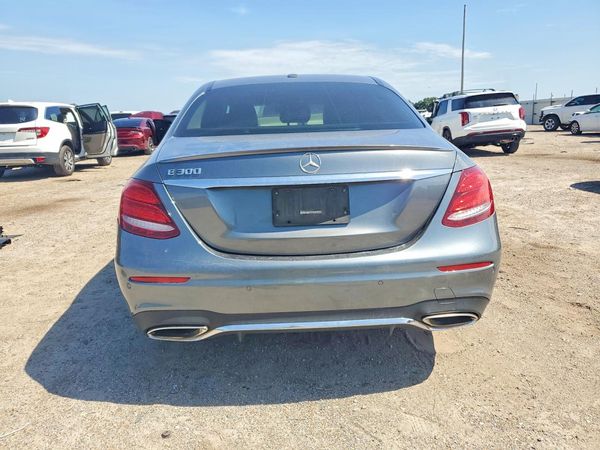 2017 MERCEDES-BENZ E E300