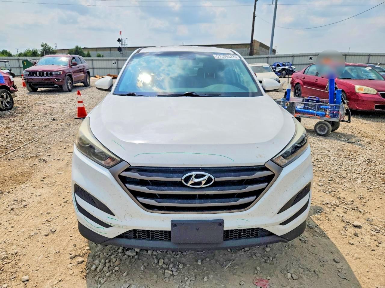 2016 HYUNDAI TUCSON SE