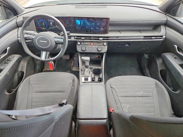 2025 HYUNDAI SANTA CRUZ SE