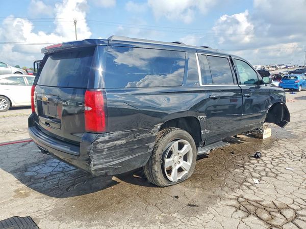 2017 CHEVROLET SUBURBAN LT
