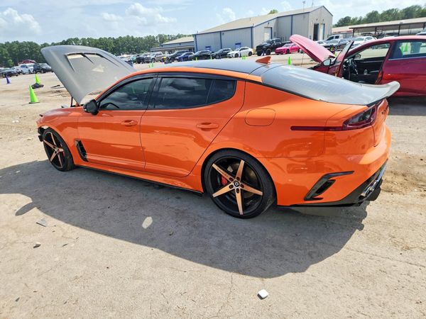 2019 KIA STINGER