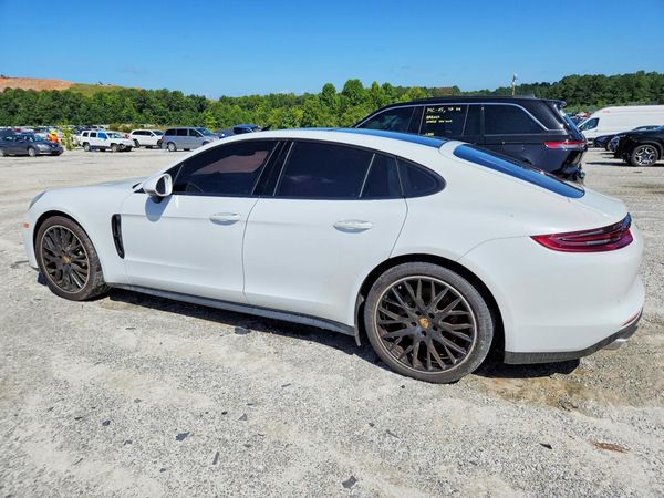 2018 PORSCHE PANAMERA Base / 4