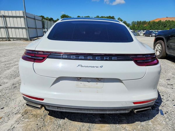 2018 PORSCHE PANAMERA Base / 4