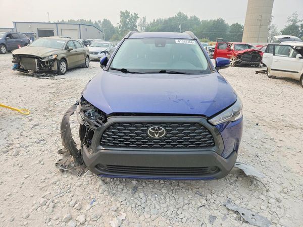 2022 TOYOTA COROLLA CROSS LE