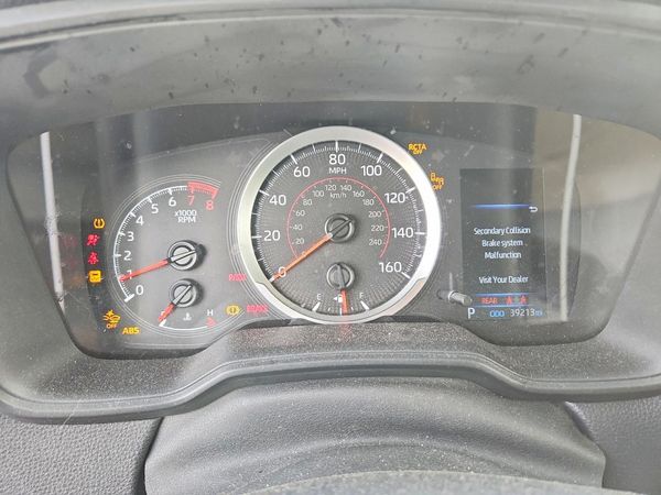 2022 TOYOTA COROLLA CROSS LE